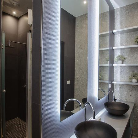 Corner Hostel ชโคเดอร์ ภายนอก รูปภาพ