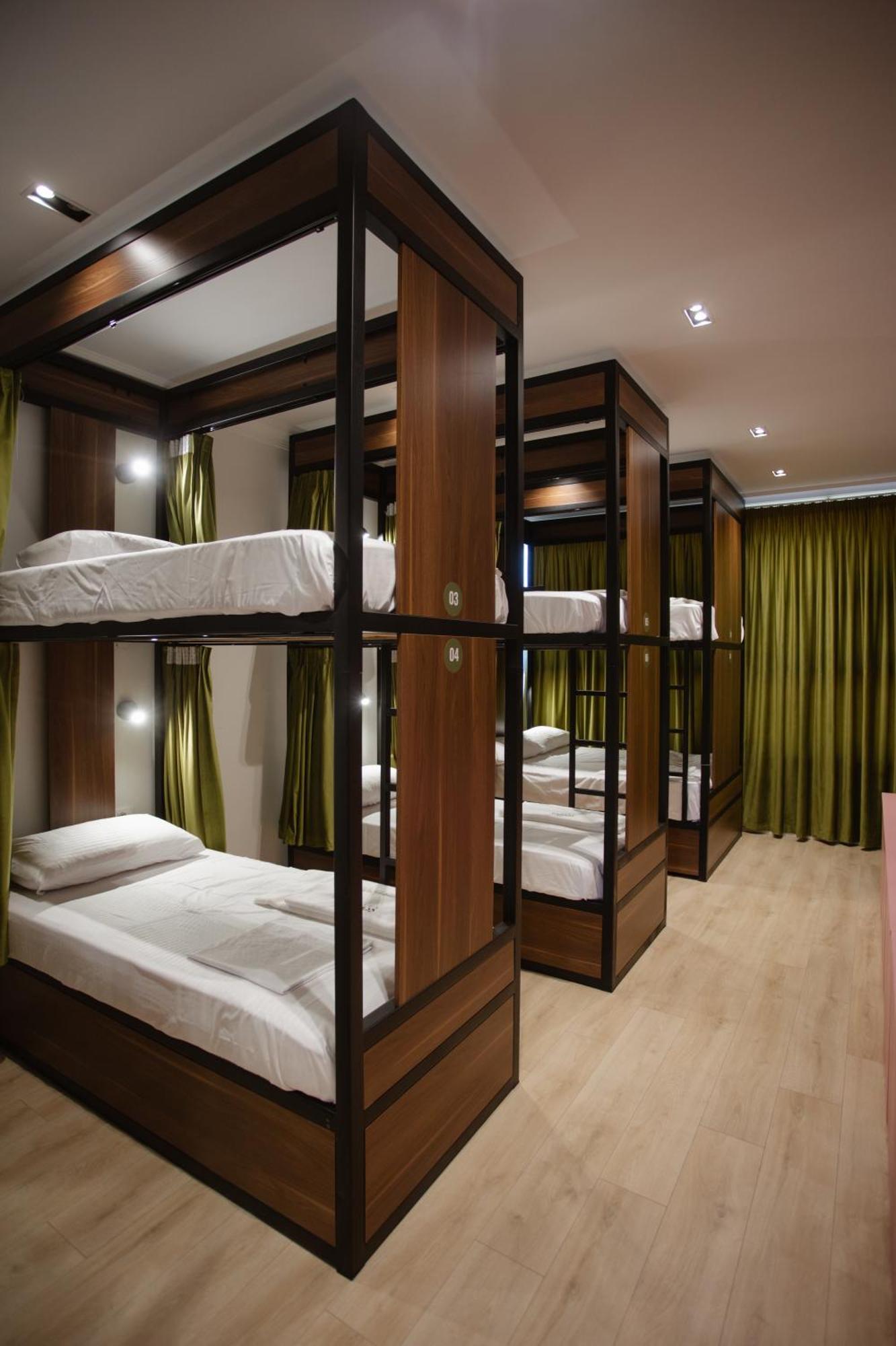 Corner Hostel ชโคเดอร์ ภายนอก รูปภาพ