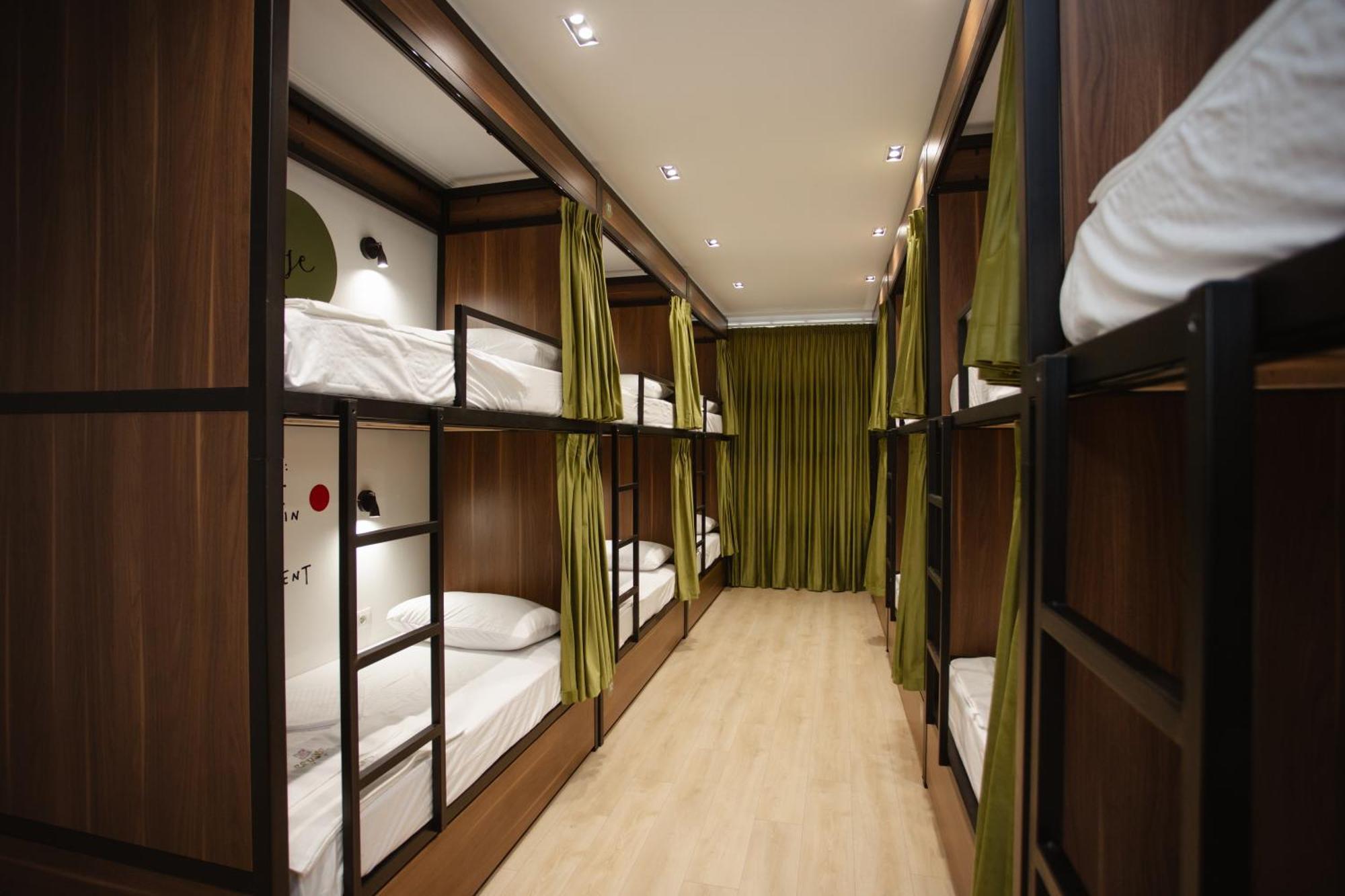Corner Hostel ชโคเดอร์ ภายนอก รูปภาพ