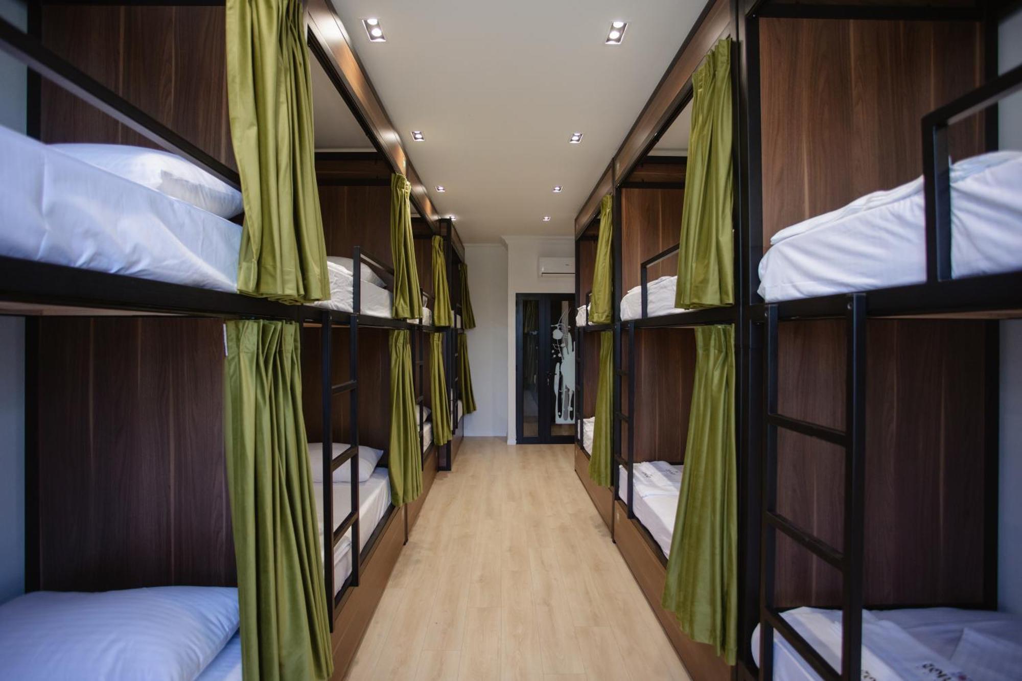 Corner Hostel ชโคเดอร์ ภายนอก รูปภาพ