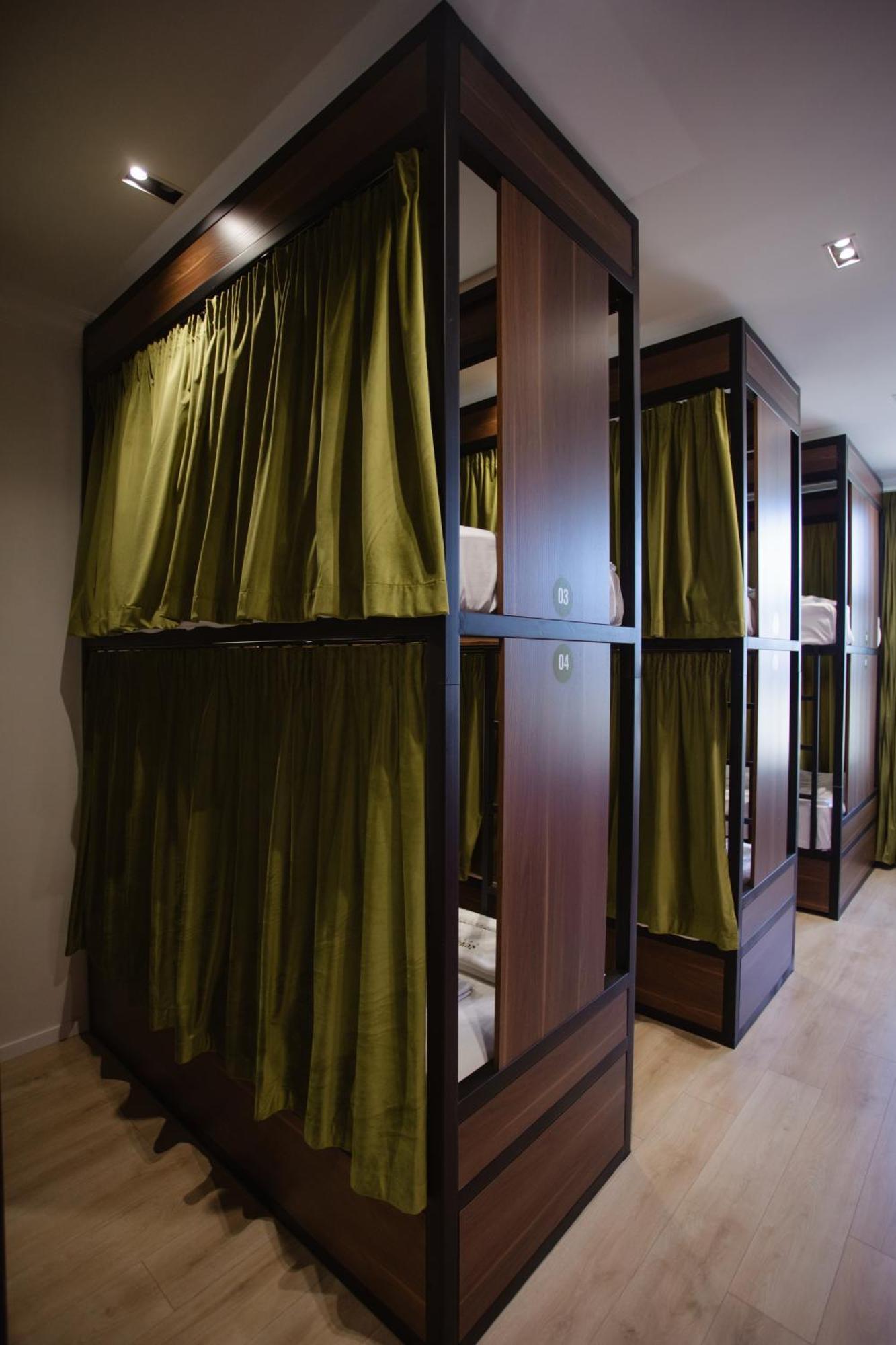 Corner Hostel ชโคเดอร์ ภายนอก รูปภาพ